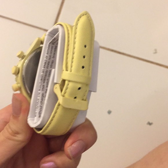 *BOGO 50%*Brand new Target baby yellow watch - Picture 3 of 4